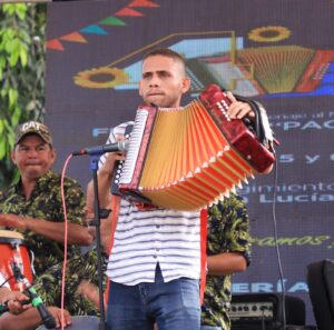 Dair Dáger y Náfer Hernández, ganadores del Festival de Acordionistas y Canción Inédita | Noticias de Buenaventura, Colombia y el Mundo
